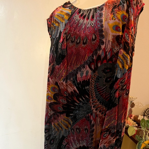 Dress - Picture 1 of 4